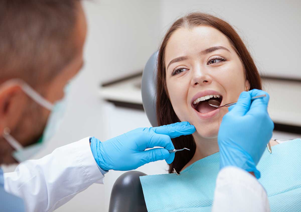 Dentist to Pull Wisdom Teeth in Drumheller AB Area